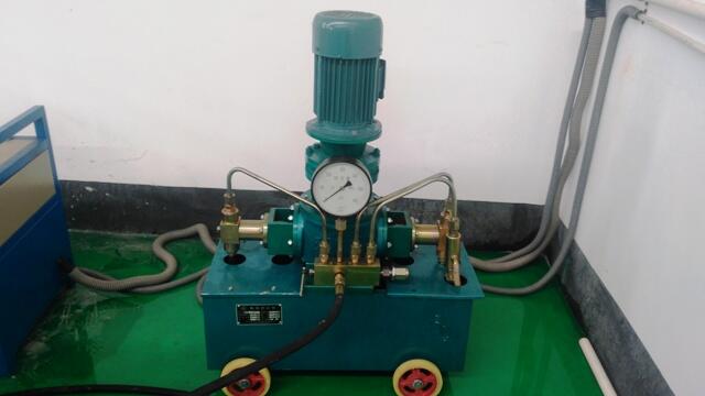 4D电动试压泵